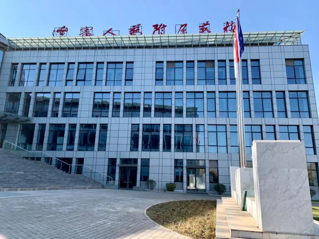 【官方考点】丨2026年辽宁人民艺术剧院附属艺术学校绘画专业江浙沪招生考试于杭州灰色调画室圆满落幕